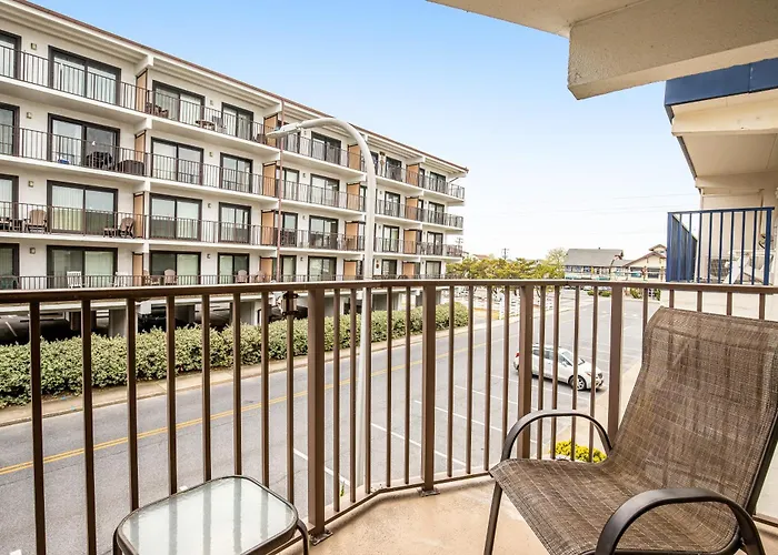 Sea Place 214